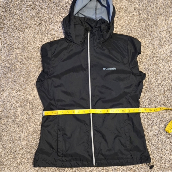 Columbia Black Jacket - Picture 15 of 16